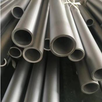 Trubka ASTM B407 Alloy 800 používaná v chemických zařízeních